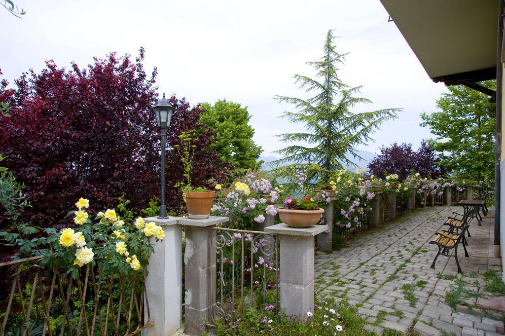 La Vecchia Quercia Bed & Breakfast Selci  Exterior photo