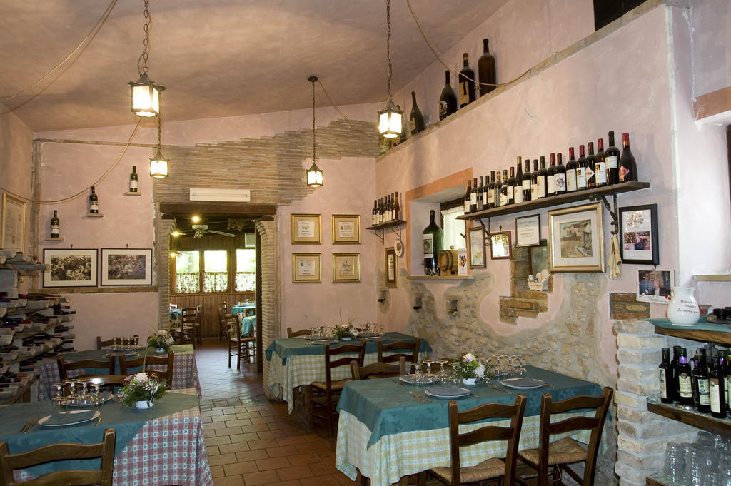 La Vecchia Quercia Bed & Breakfast Selci  Exterior photo